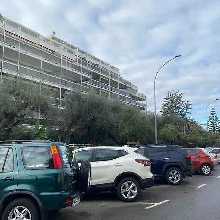Logement En Residence Vacances Classe 2 Etoiles Au Bord De Mer 4 Couchages Avec Cabine Lit Superpose Et Au Salon Un Canape Convertible Et Piscine A 300 M Des Transports Communs,Gare Ferroviaire,Commerces Et Plages Antibes Buitenkant foto